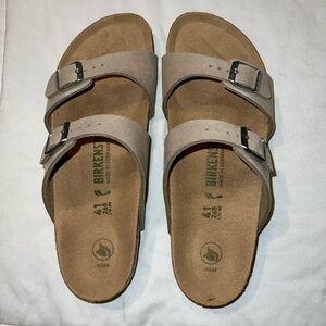 Birkenstock Beige Sandals with Buckles